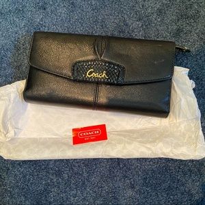 Coach Checkbook Wallet